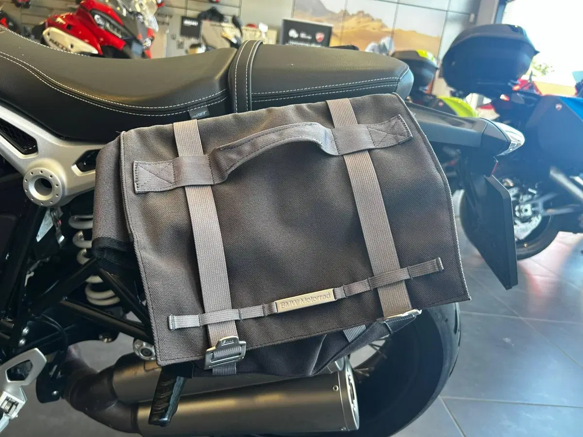 Bmw R nineT (2021 - 24) (8)