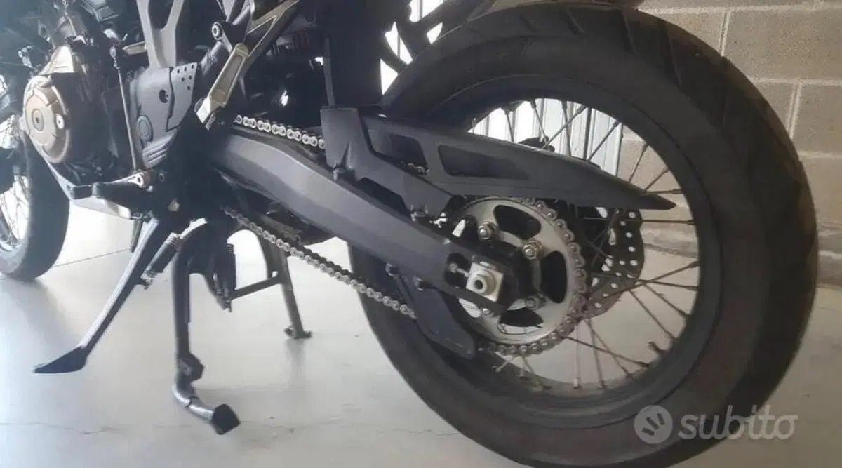 Honda Africa Twin CRF 1000L (2016 - 17) (4)