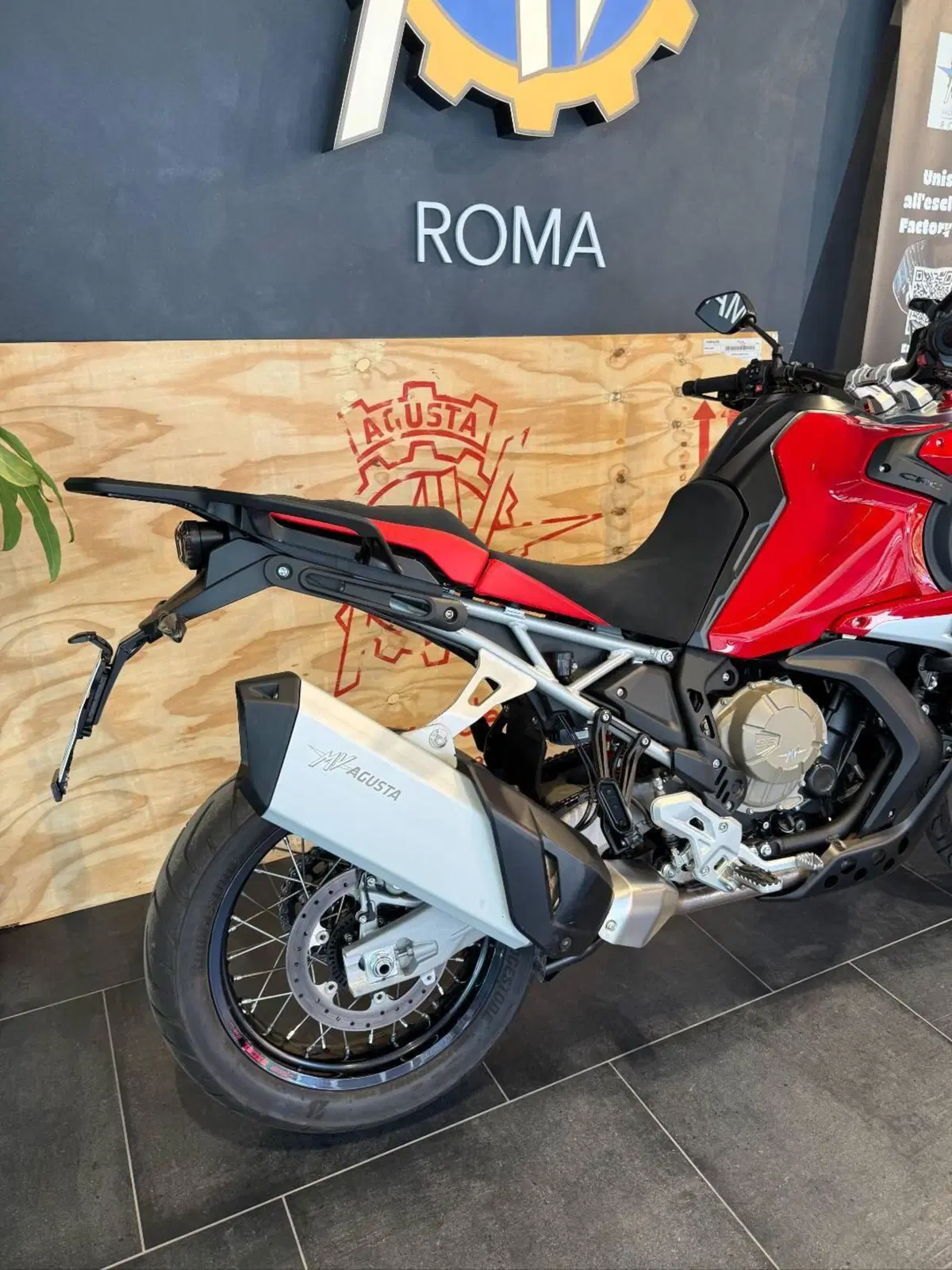 MV Agusta LXP Enduro Veloce (2024 - 25) (6)