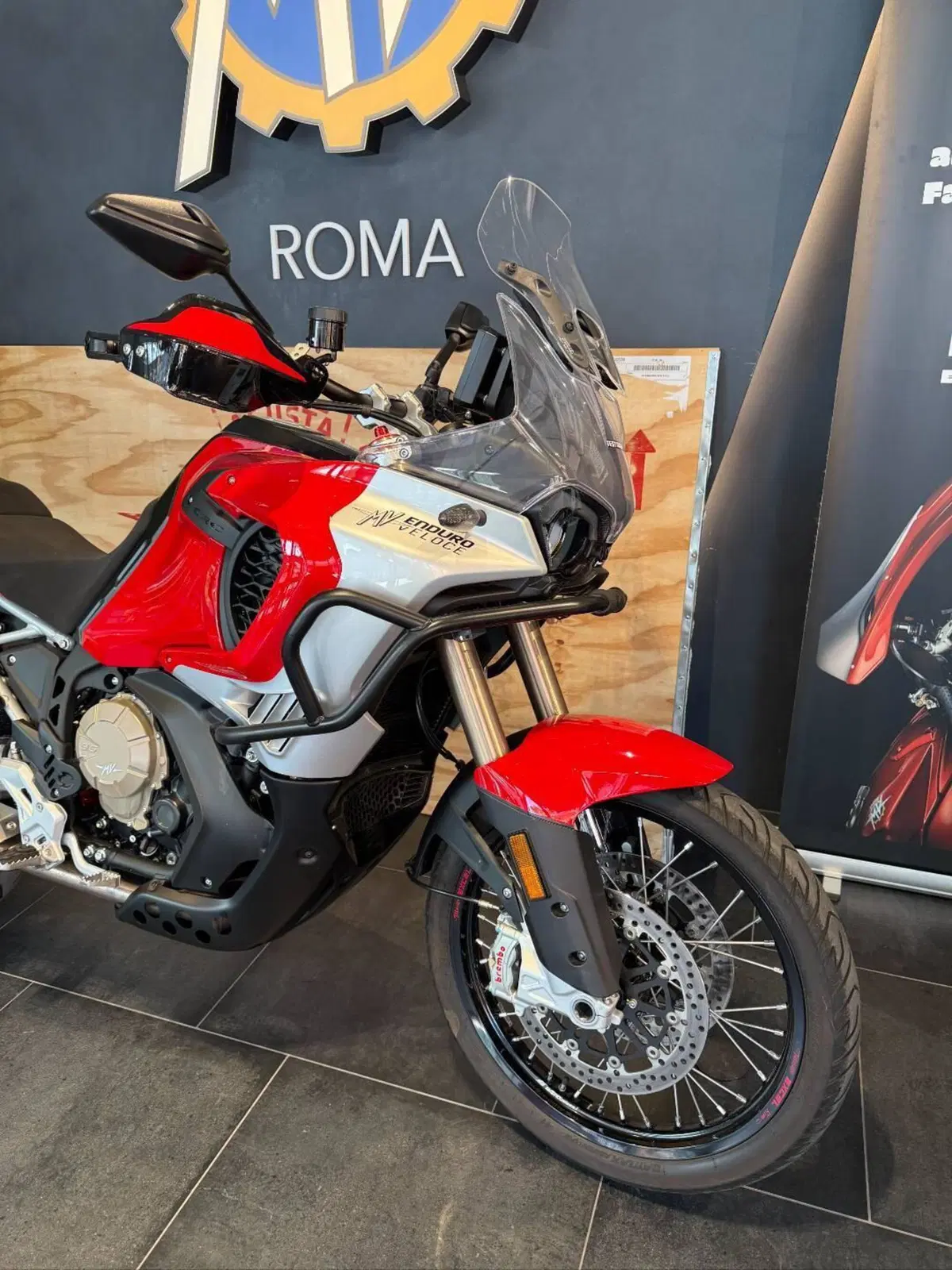 MV Agusta LXP Enduro Veloce (2024 - 25) (8)