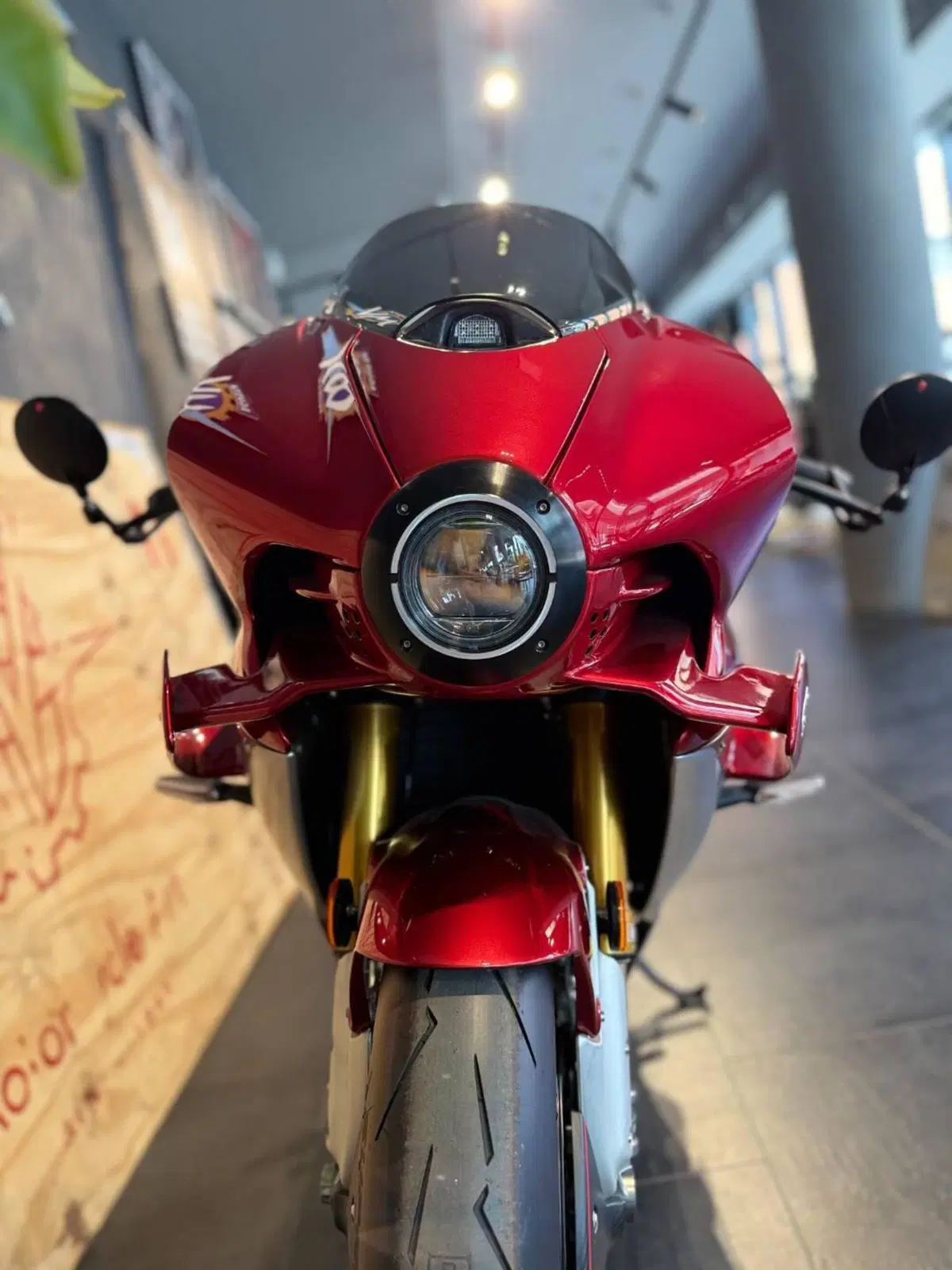 MV Agusta Superveloce 1000 Serie Oro (2024 - 26) (11)