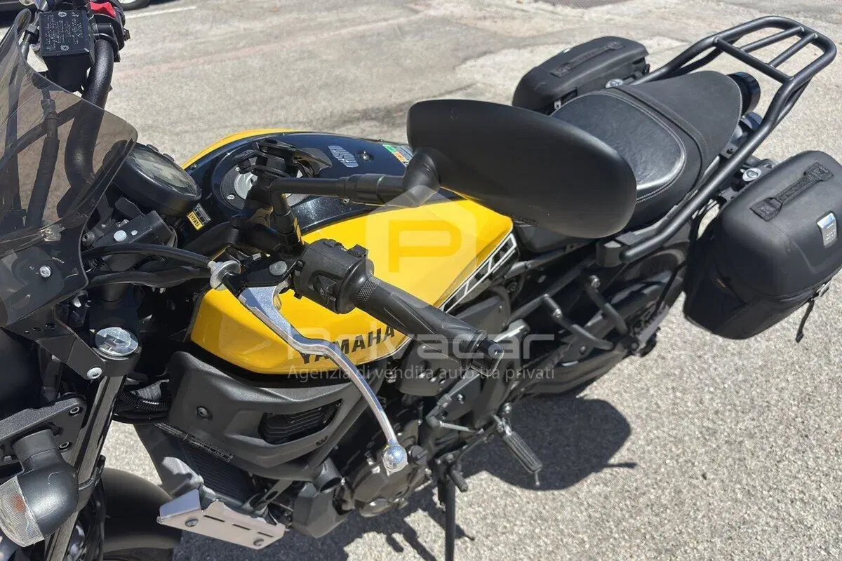 Yamaha XSR 700 ABS 60th Anniversary (2016 - 18) (11)