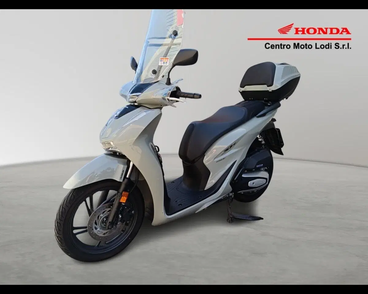 Honda SH 150i Sport (2024 - 25) (4)