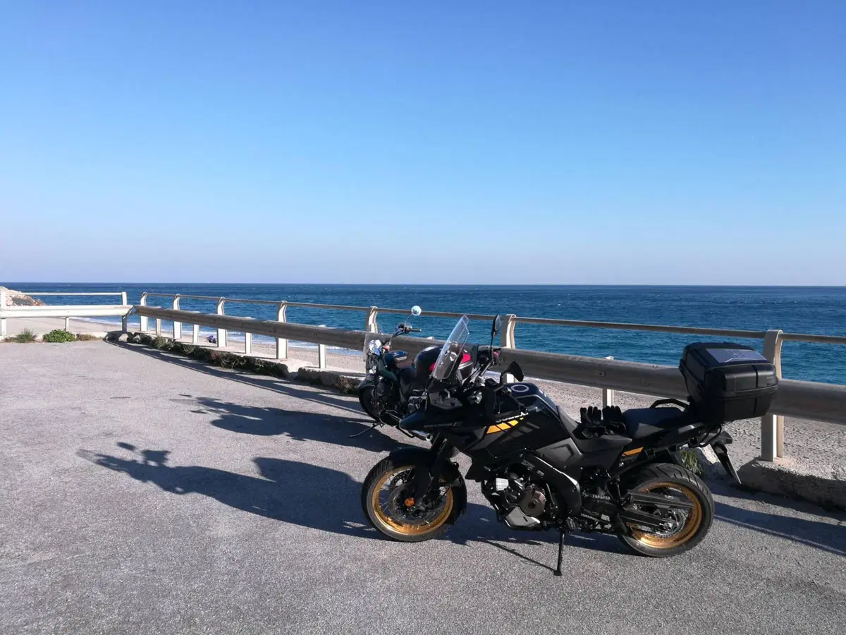Suzuki V-Strom 1050XT (2020 - 23) (2)