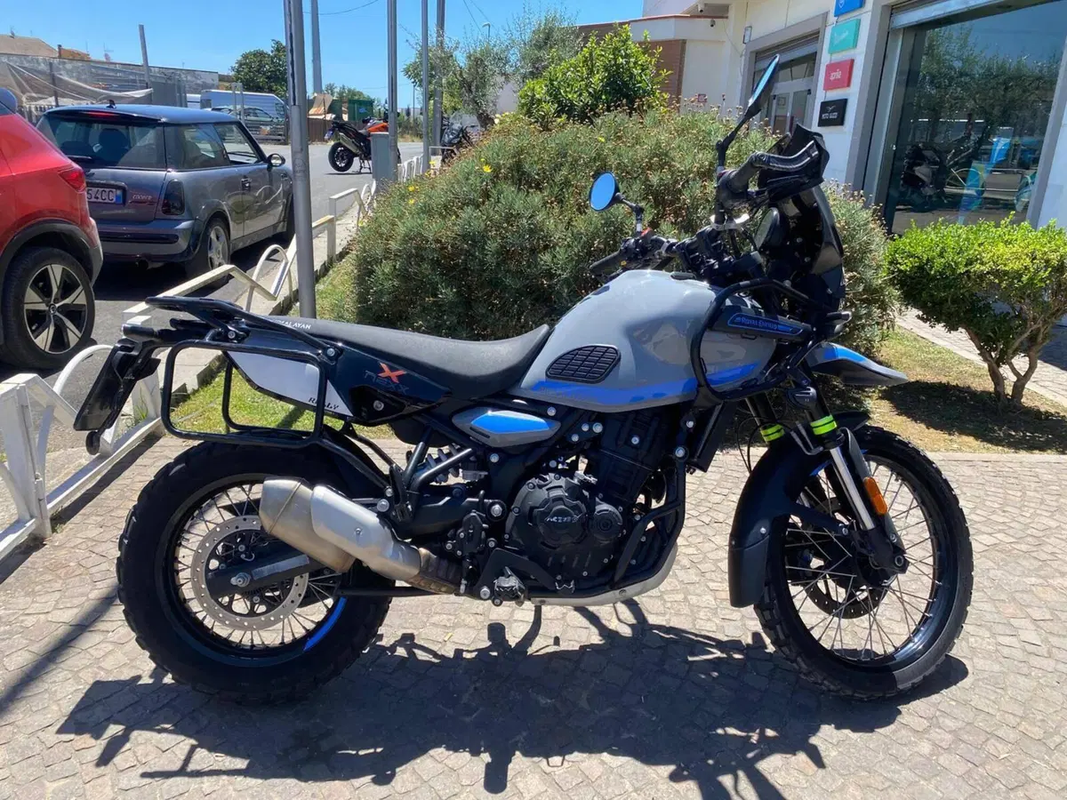 Royal Enfield Himalayan 450 (2024 - 26)