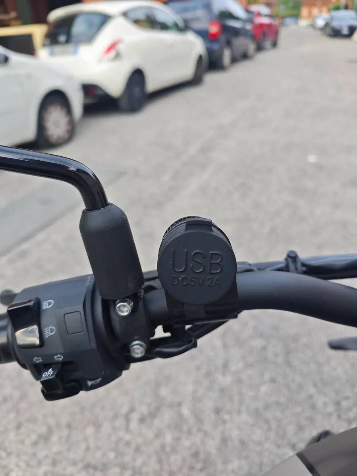 Benelli 502 C (2021 - 25) (3)