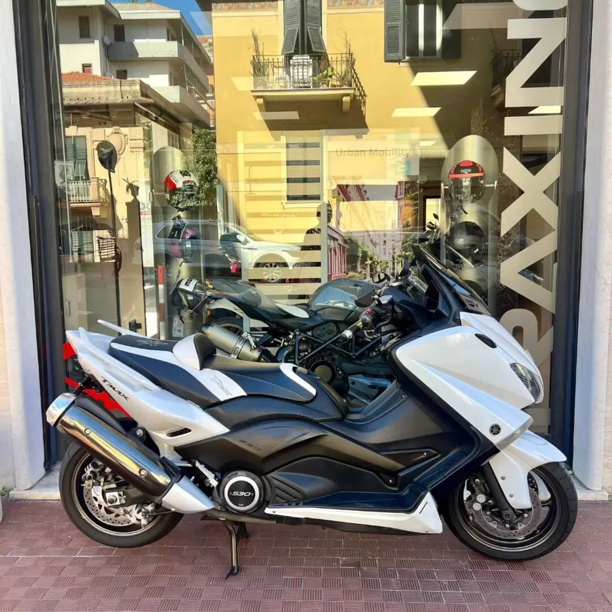 Yamaha T-Max 530 (2012 - 14)