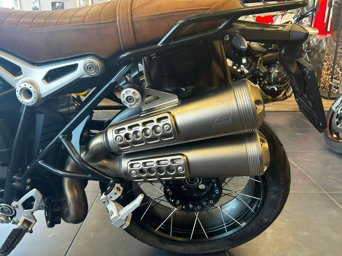 Bmw R nineT 1200 Scrambler (2016 - 20) (9)