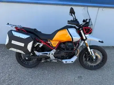 Moto Guzzi V85 TT (2021 - 23) usata