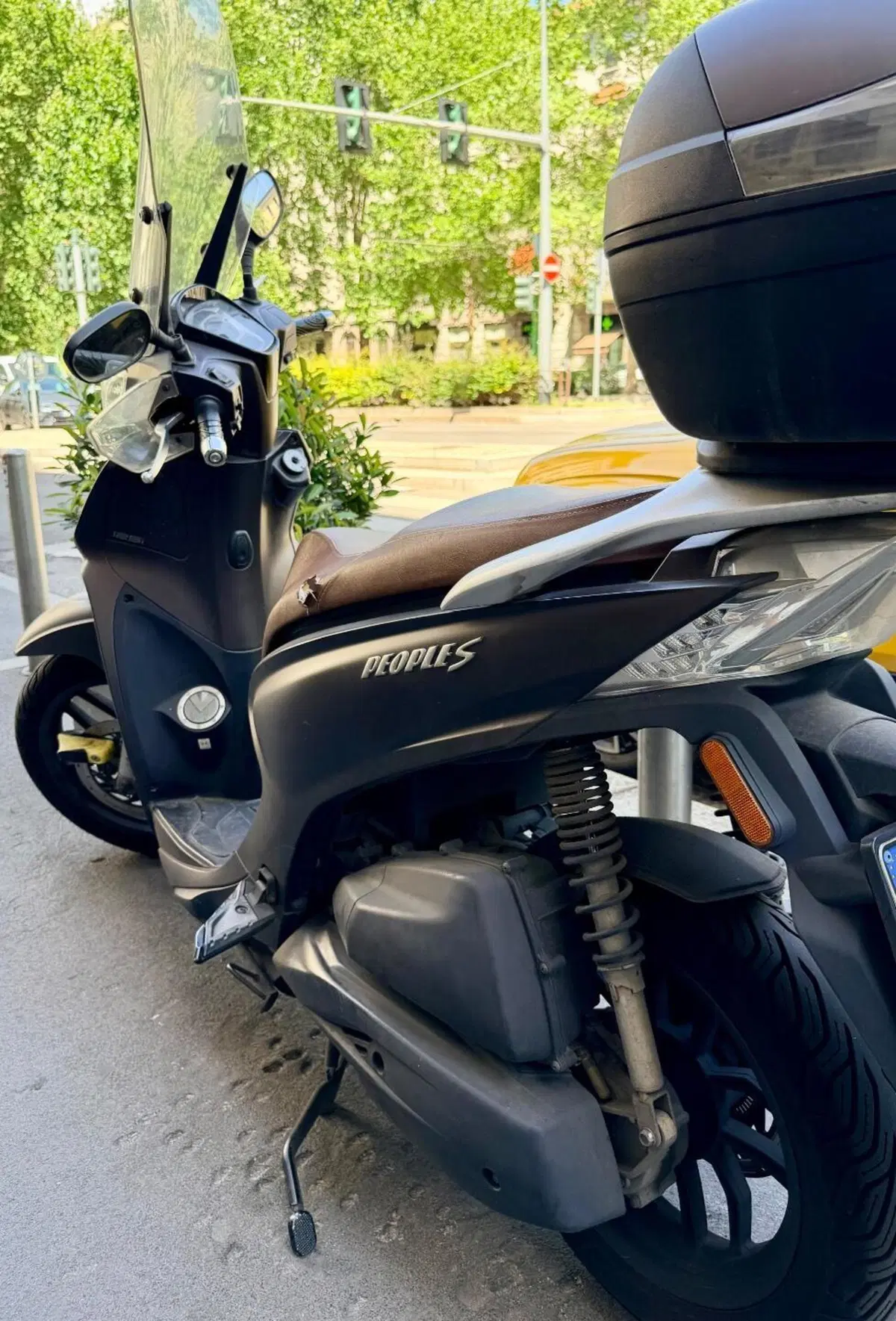 Kymco People 125i S (2021 - 25) (10)