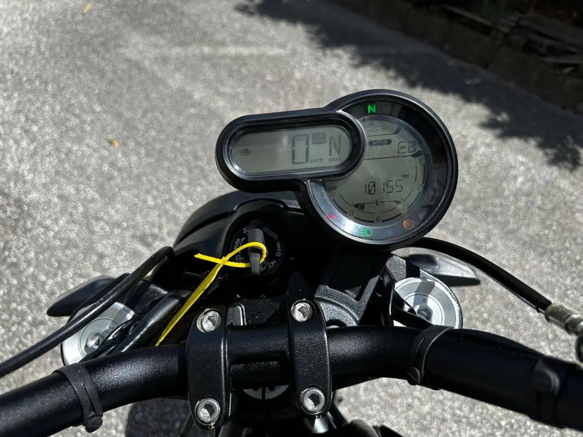 Ducati Scrambler 1100 Dark Pro (2020 - 24) (3)