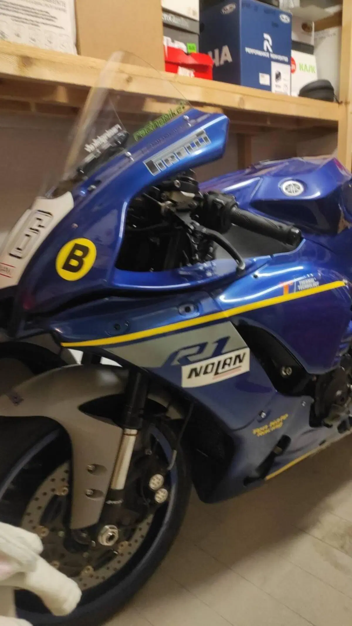 Yamaha YZF R1 (2020 - 25) (9)