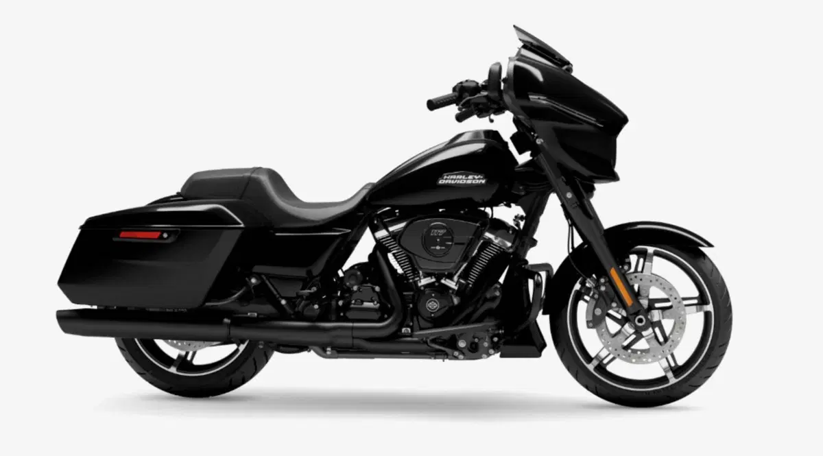 Harley-Davidson Street Glide (2024 - 26)