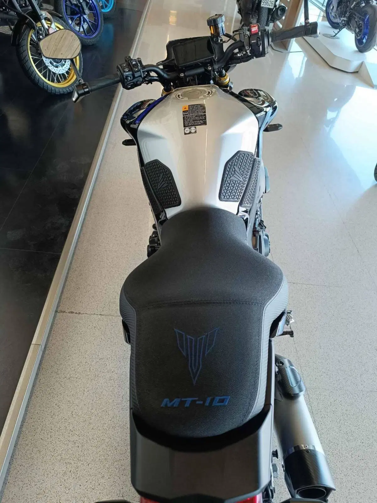 Yamaha MT-10 SP (2022 - 25) (11)
