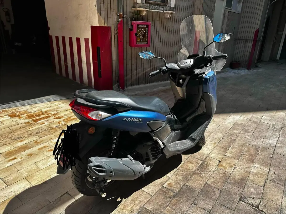 Yamaha N-Max 155 (2022 - 25) (3)