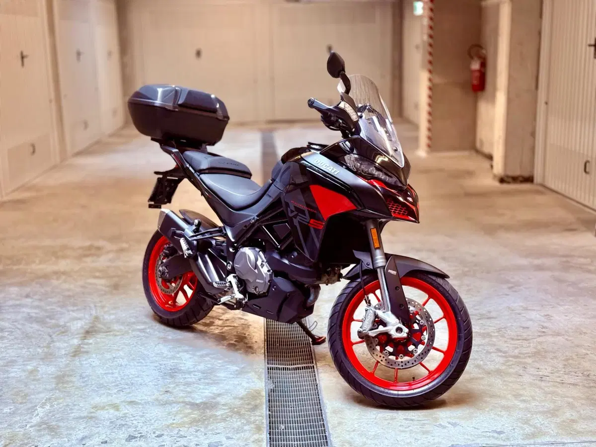 Ducati Multistrada V2 S (2022 - 24) (2)
