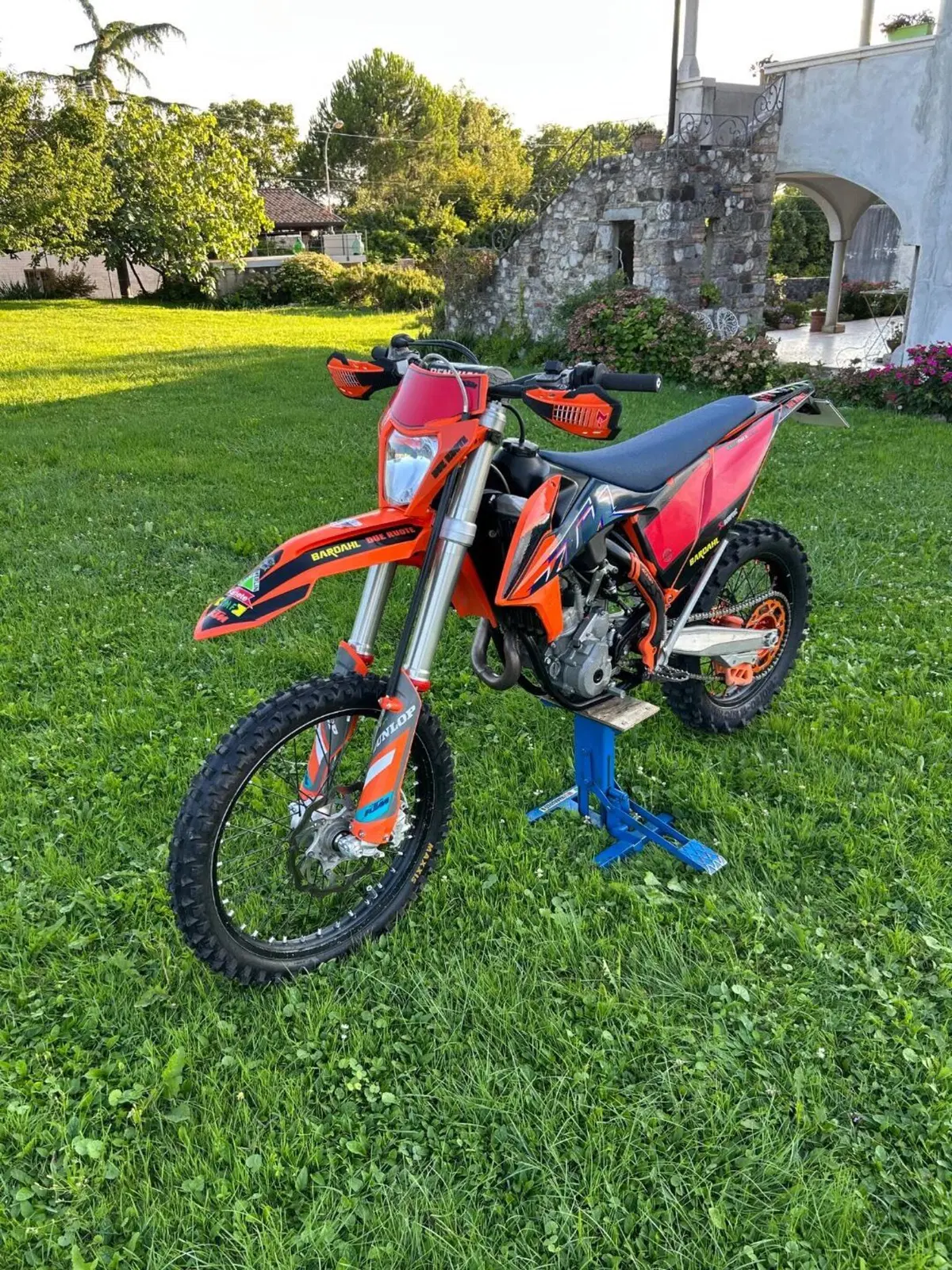 KTM 250 EXC-F (2022) (2)