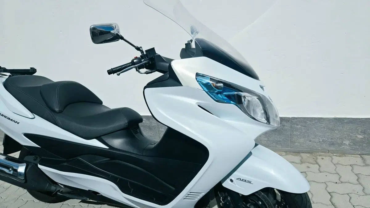 Suzuki Burgman AN 400 (2017 - 20) (2)