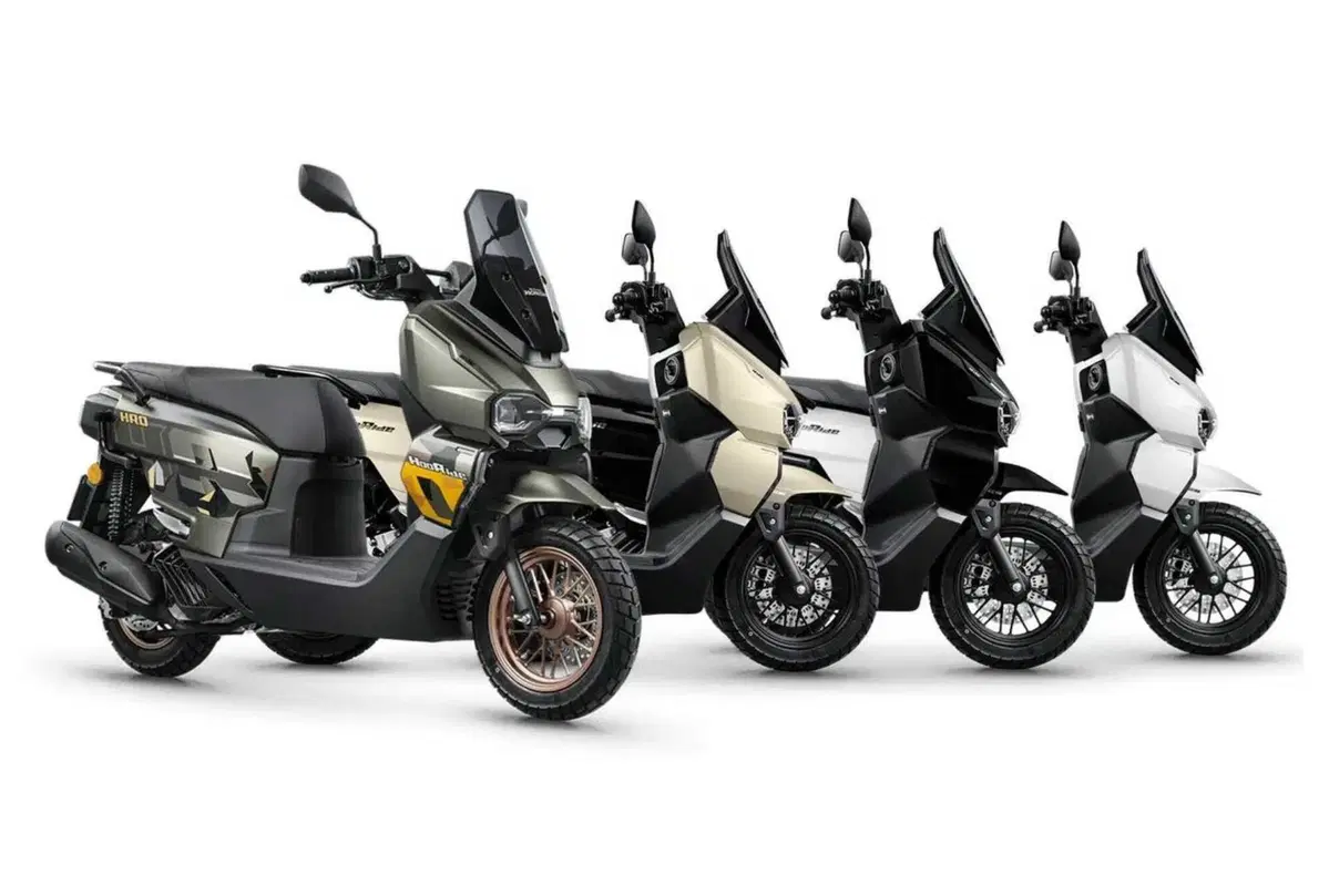 Honda Hoo Ride 125. Fa il verso all'Africona, ma è solo per la Cina
