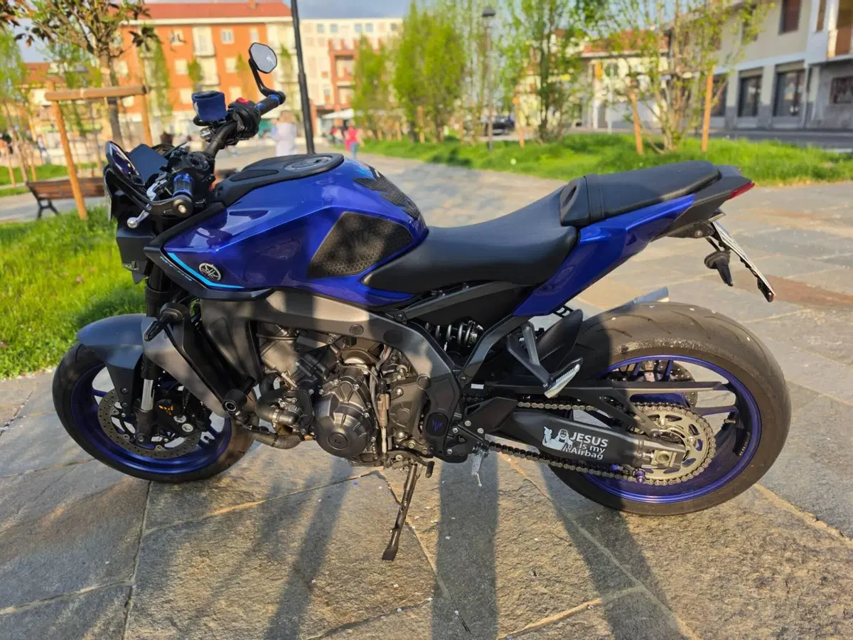 Yamaha MT-09 (2024 - 26) (2)