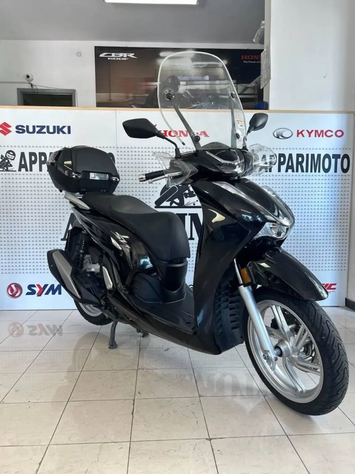 Honda SH 350 (2021 - 24) (2)
