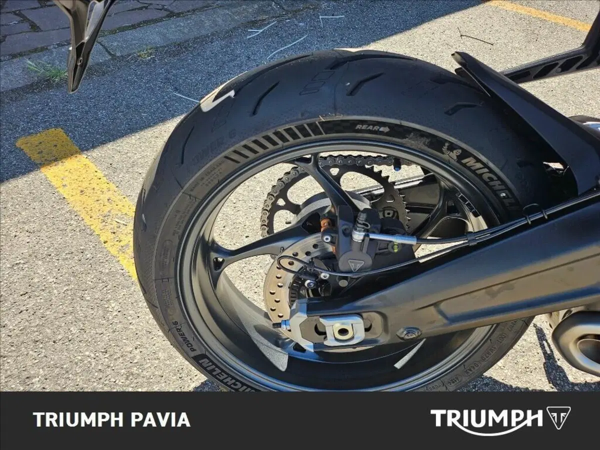 Triumph Daytona 660 (2024 - 26) (8)
