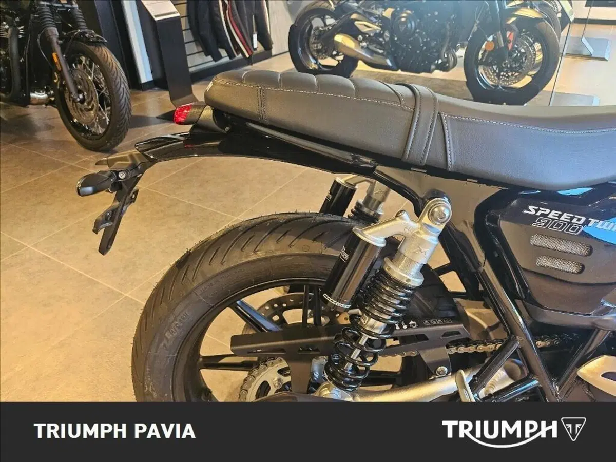 Triumph Speed Twin 900 (2025 - 26) (9)