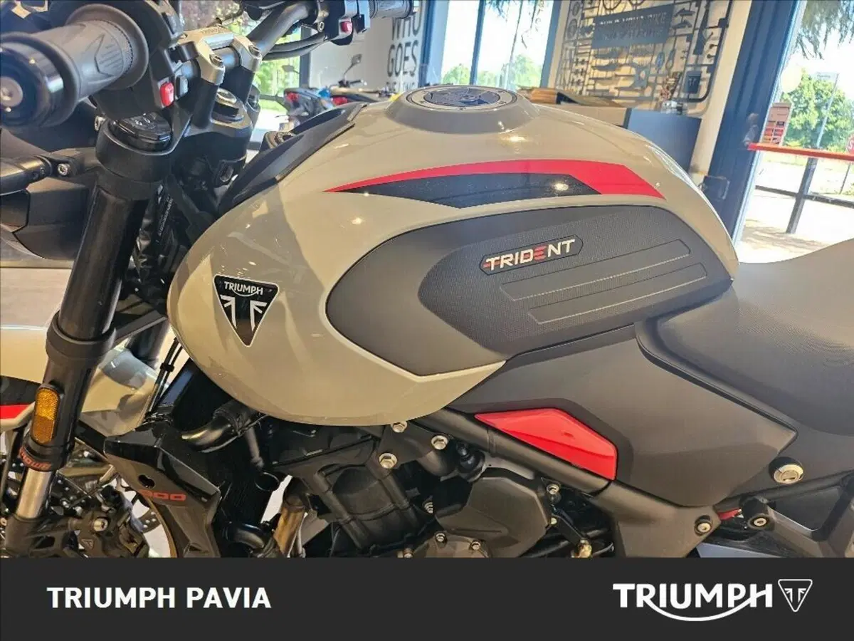 Triumph Trident 800 (2026) (15)