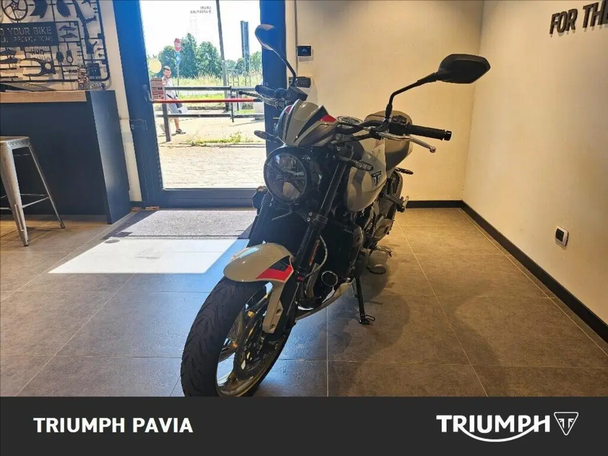 Triumph Trident 800 (2026) (4)