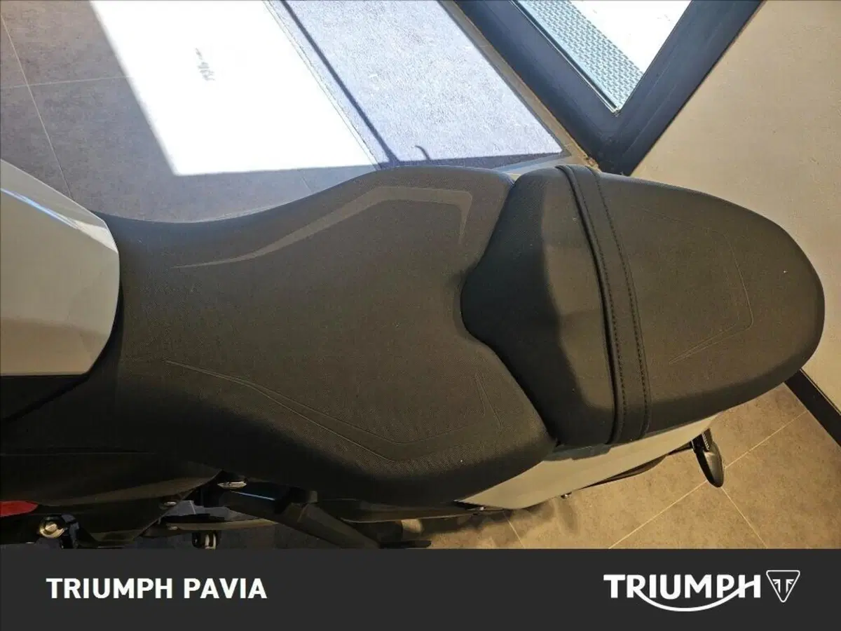 Triumph Trident 800 (2026) (20)