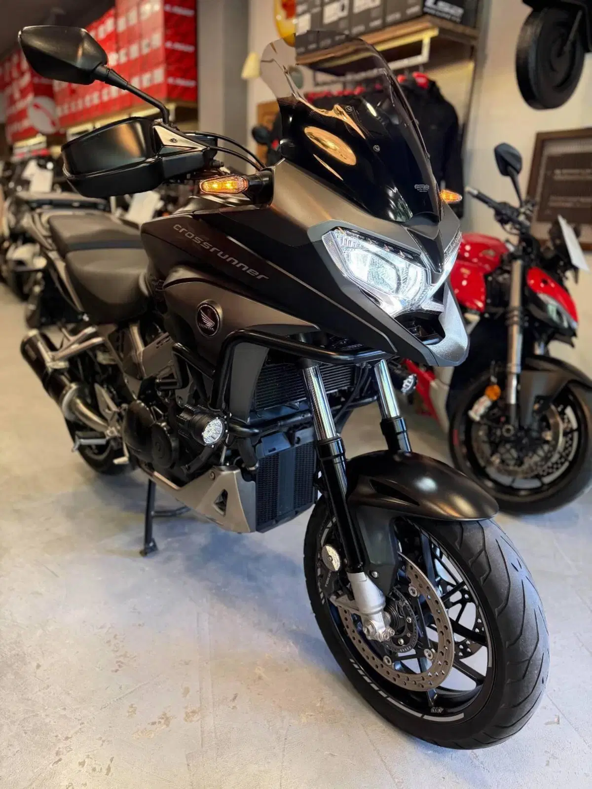 Honda Crossrunner Travel Edition ABS (2015 - 18) (4)