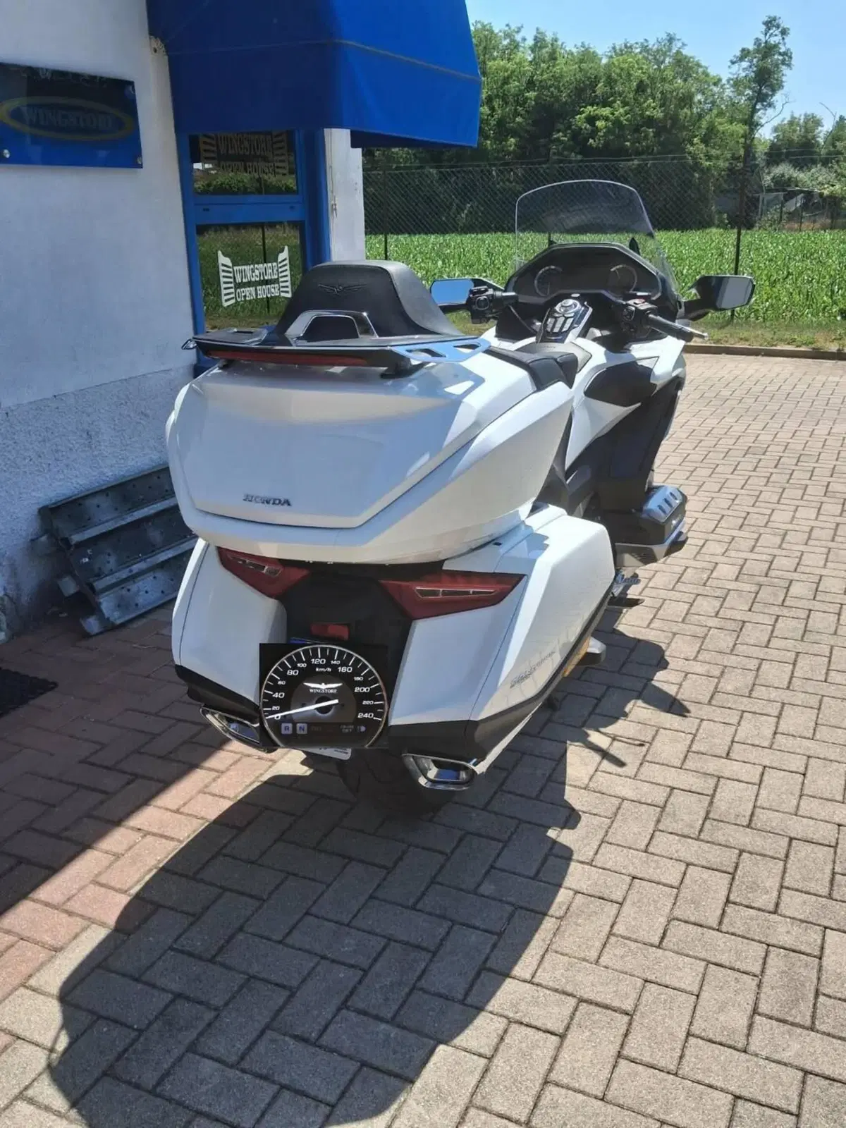 Honda GL 1800 Gold Wing Tour DCT & Airbag (2022 - 24) (2)