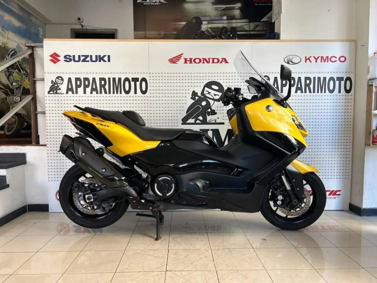 Yamaha T-Max 560 (2022 - 24)