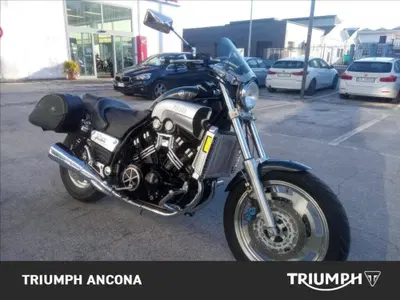 Yamaha V-Max 12 N usata