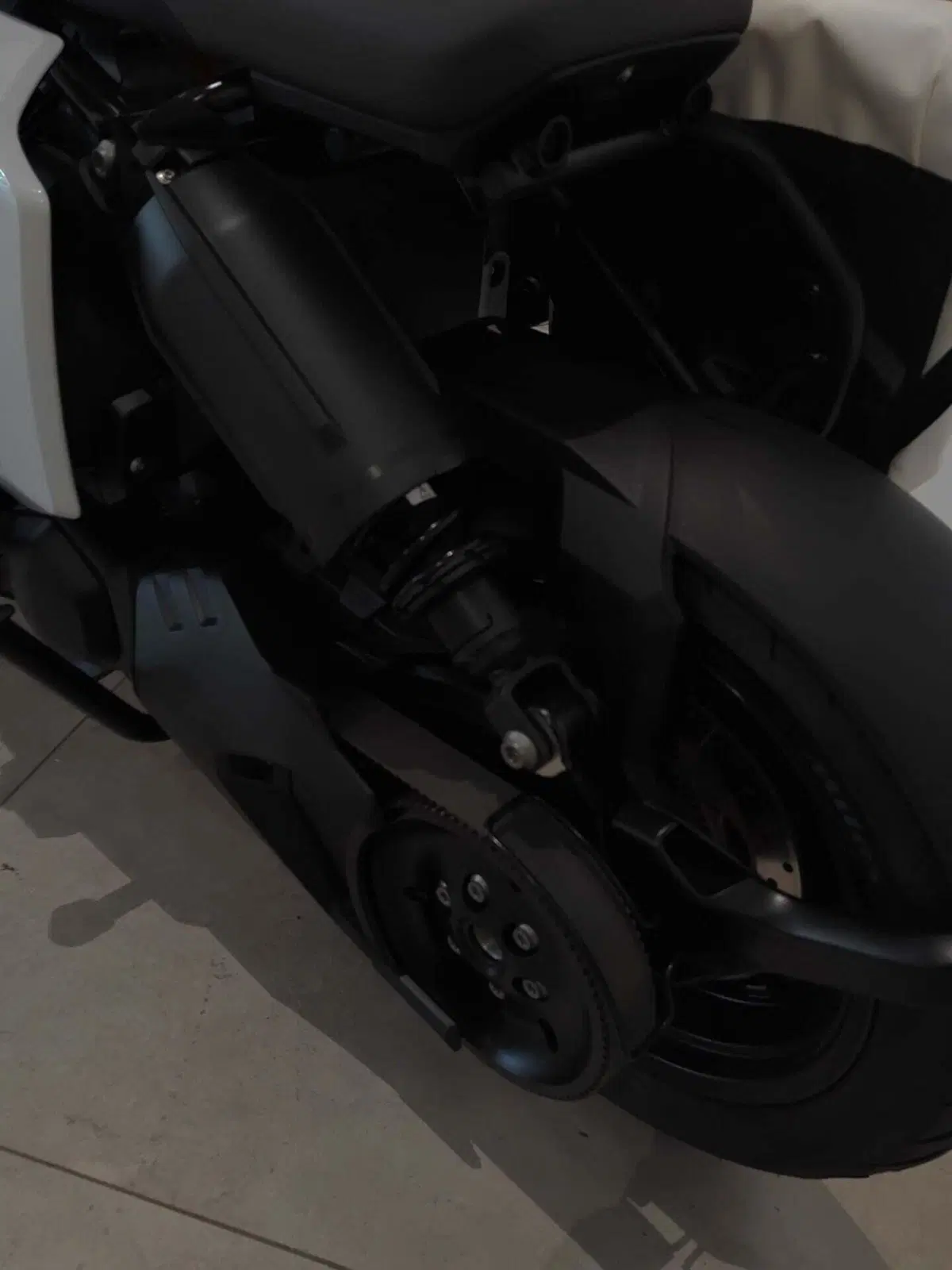 Bmw CE 04 (2021 - 25) (9)