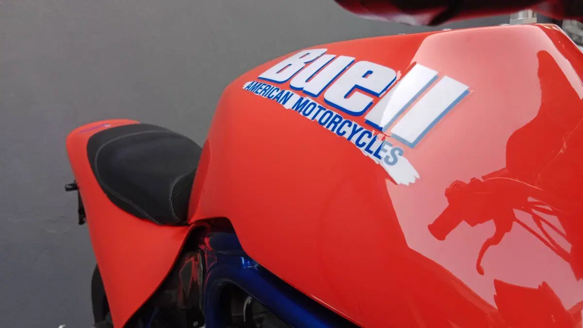Buell Lightning S1 (1997 01) (2)