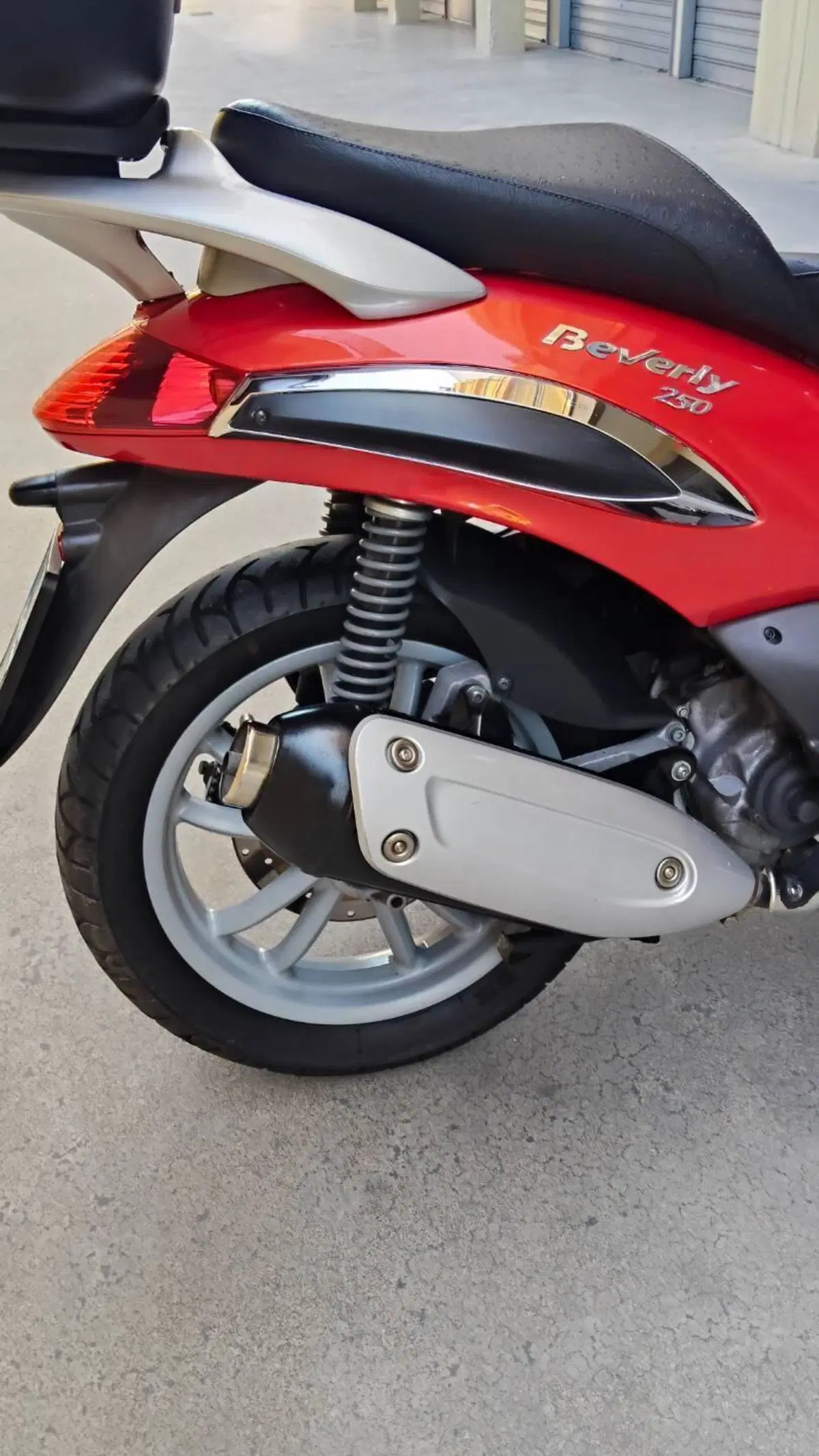 Piaggio Beverly 250 (2004 - 05) (4)