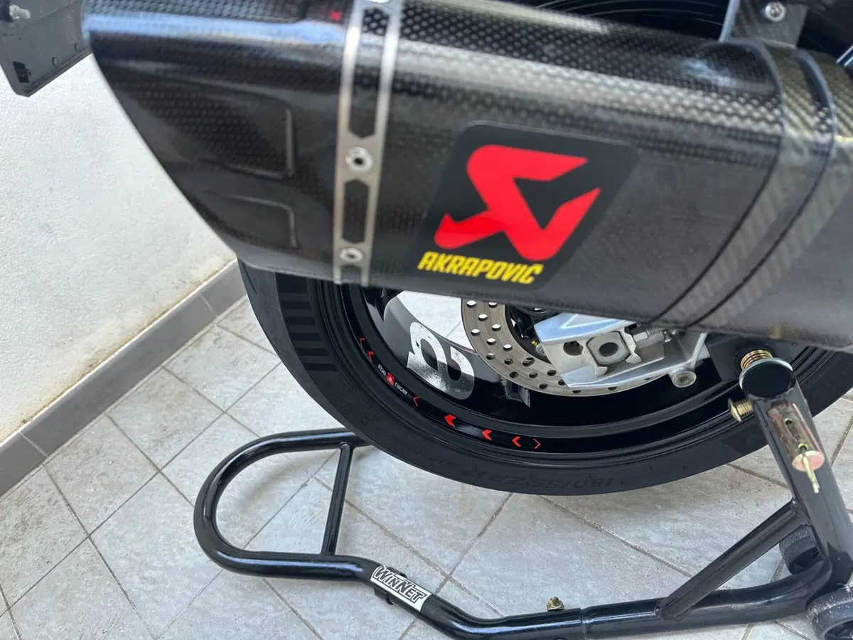 Aprilia RS 660 Factory (2025 - 26) (13)