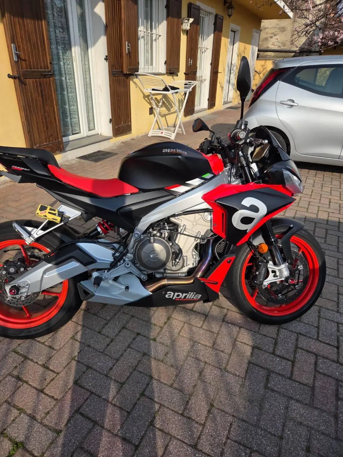 Aprilia Tuono 660 (2021 - 25) (2)