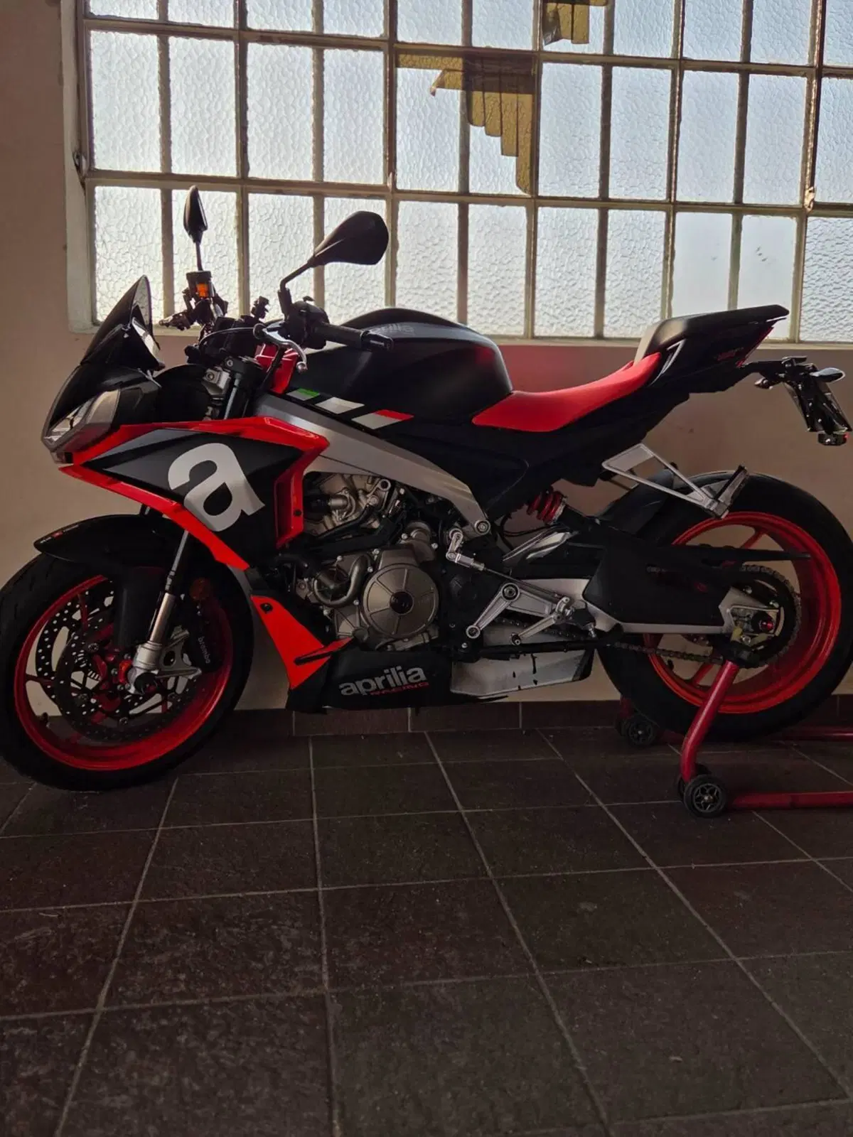 Aprilia Tuono 660 (2021 - 25) (13)