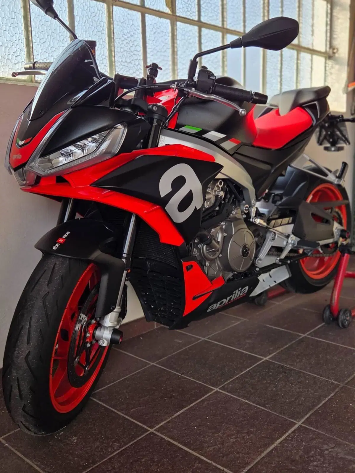 Aprilia Tuono 660 (2021 - 25) (14)