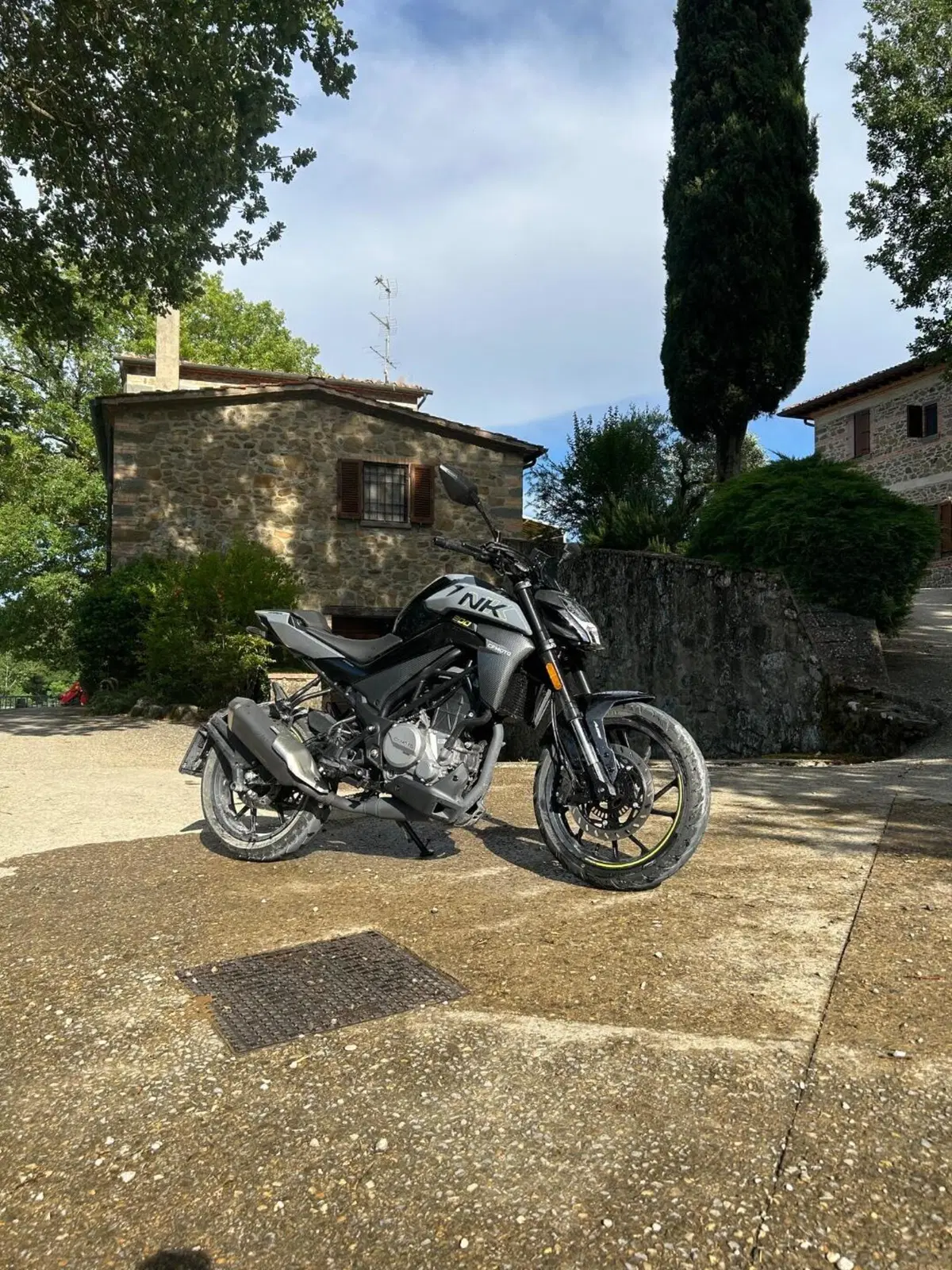 CFMOTO 300NK (2021 - 26)