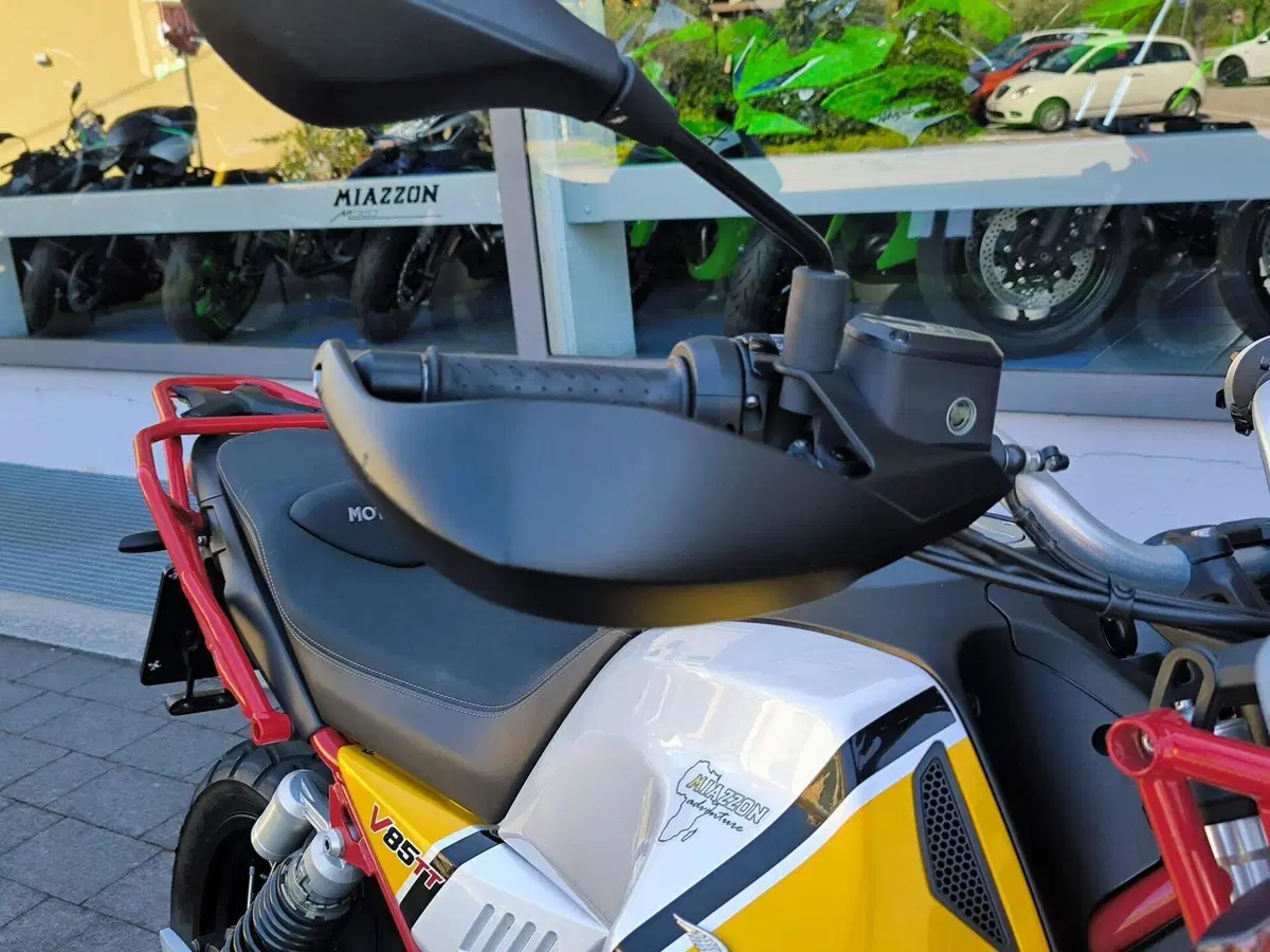 Moto Guzzi V85 TT (2019 - 20) (10)