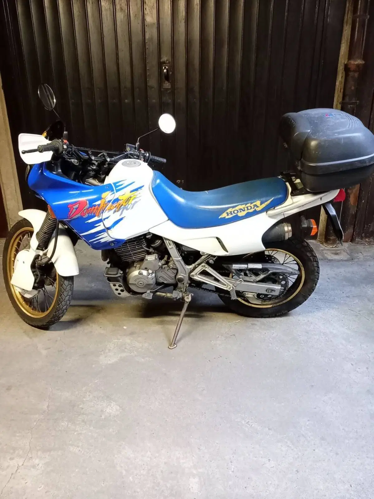 Honda NX 650 Dominator (1991 - 95) (3)