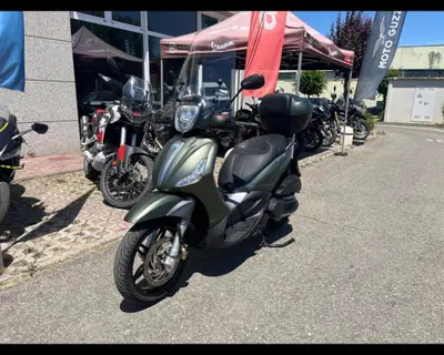 Piaggio Beverly 350 SportTouring ie ABS (2011 - 17) usata
