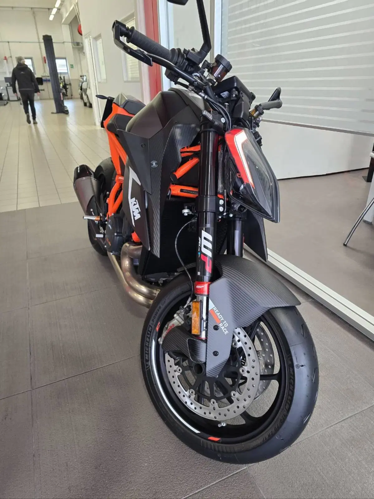 KTM 1290 Super Duke RR (2023) (5)