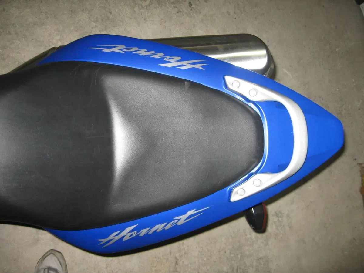 Honda Hornet 600 (2003 - 04) (4)