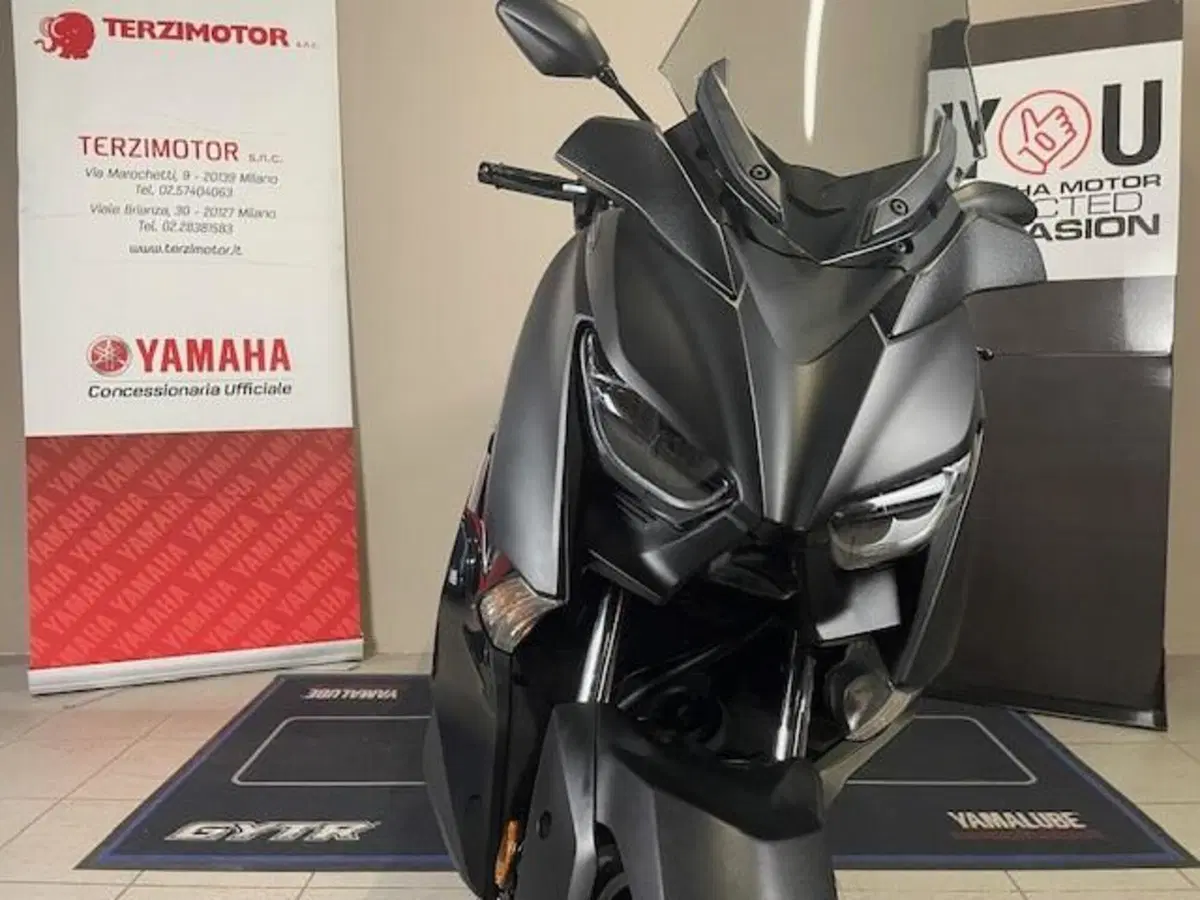 Yamaha X-Max 400 Tech Max (2020) (4)