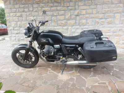 Moto Guzzi V7 Stone (2012 - 15) usata