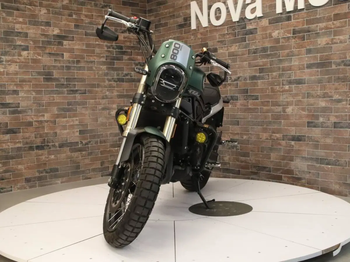 Benelli Leoncino 800 Trail (2022 - 26) (4)